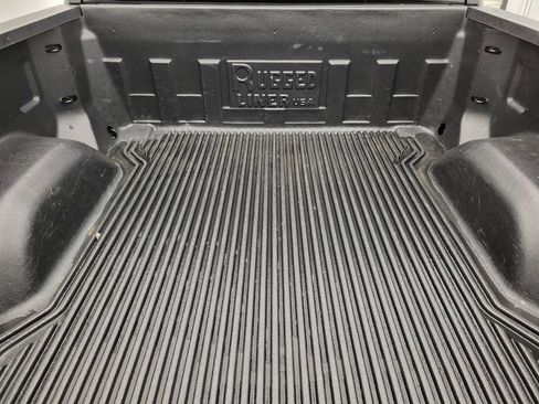 Used 2025 Chevrolet Silverado 1500 LT AWD/4WD image 26