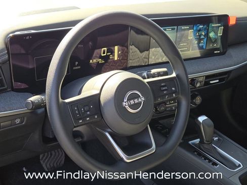 New 2026 Nissan Kicks SV w/ Charging Package FWD image 19