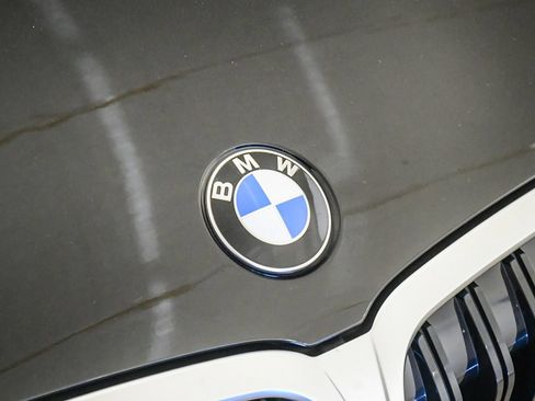 Used 2026 BMW 330i xDrive Sedan w/ Convenience Package AWD/4WD image 8