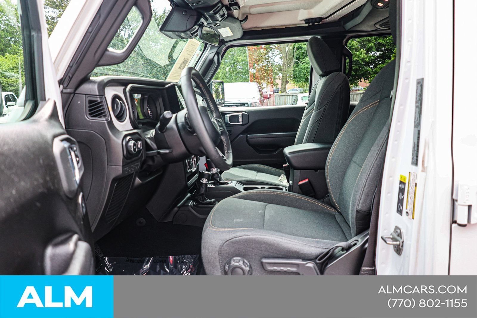 Used 2025 Jeep Wrangler Unlimited Sport AWD/4WD image 17