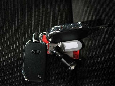 Used 2021 Kia Sportage LX w/ LX AWD Popular Package image 19