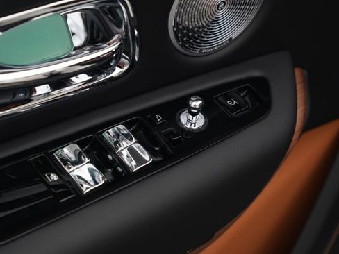 New 2026 Rolls-Royce Cullinan AWD/4WD image 17