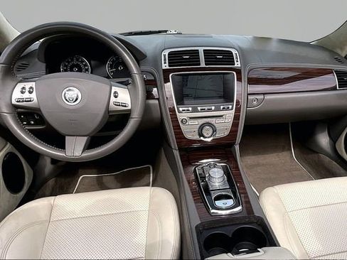 Used 2011 Jaguar XK Convertible image 7