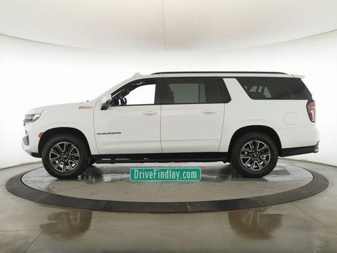 Used 2023 Chevrolet Suburban Z71 image 9