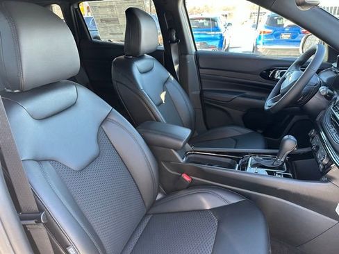 New 2026 Jeep Compass Latitude AWD/4WD image 14