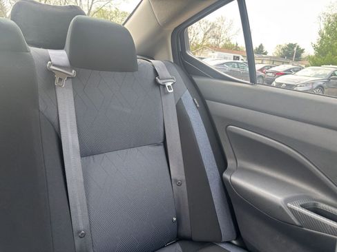 Used 2025 Nissan Versa SV FWD image 35