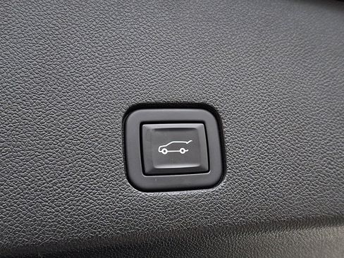 Used 2021 Cadillac XT6 Sport image 34