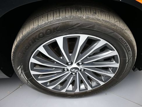 Certified 2025 Hyundai Palisade Calligraphy AWD/4WD image 13