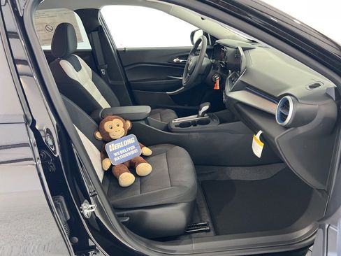 New 2026 Chevrolet Trax LS w/ LS Convenience Package image 23