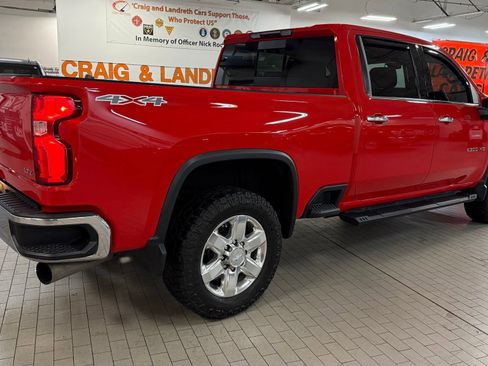 Used 2020 Chevrolet Silverado 2500 LTZ w/ LTZ Convenience Package image 3