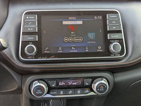 Used 2020 Nissan Kicks SR w/ SR Premium Package image 23