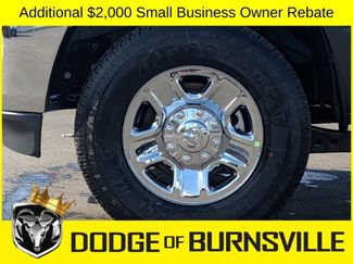 New 2026 RAM 3500 Tradesman AWD/4WD video 4