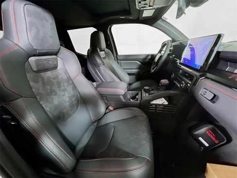 Used 2025 Toyota Tacoma TRD Pro image 25