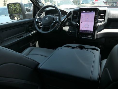 New 2026 RAM 3500 Tradesman AWD/4WD image 23