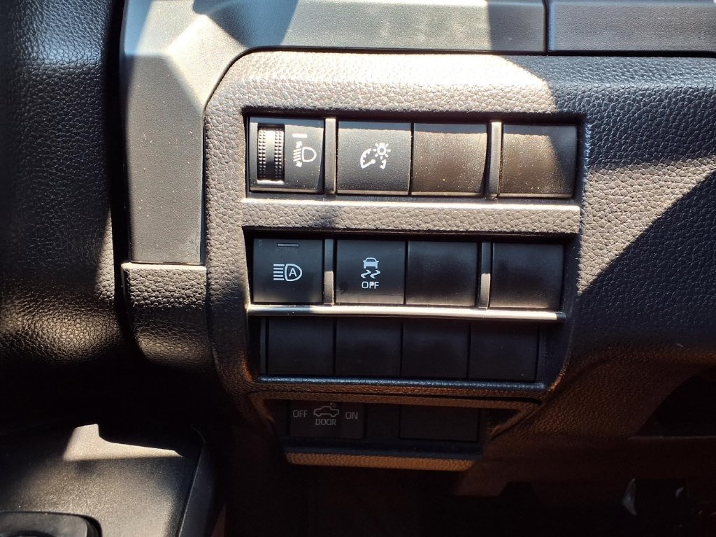 Used 2025 Toyota Tacoma SR RWD image 20