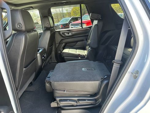 Used 2021 Chevrolet Tahoe High Country w/ Premium Package AWD/4WD image 13
