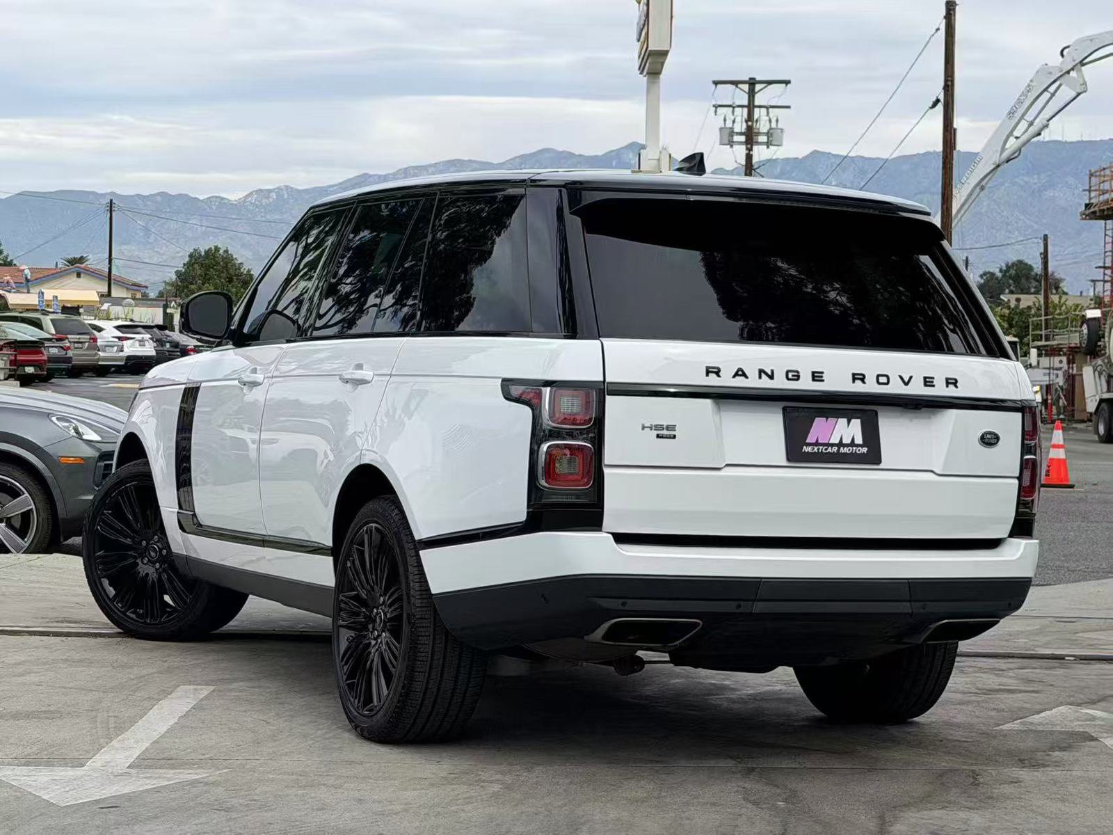 Used 2021 Land Rover Range Rover P525 Westminster Edition AWD/4WD image 5