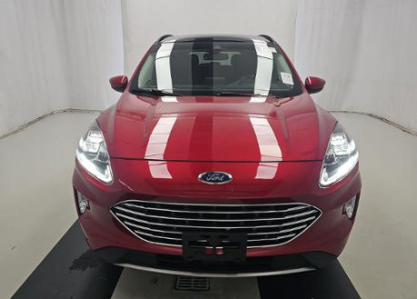 Used 2021 Ford Escape Titanium w/ Titanium Elite Package AWD/4WD image 2