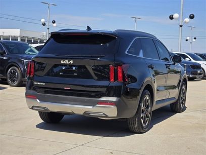 New 2025 Kia Sorento S w/ Panoramic Sunroof Package