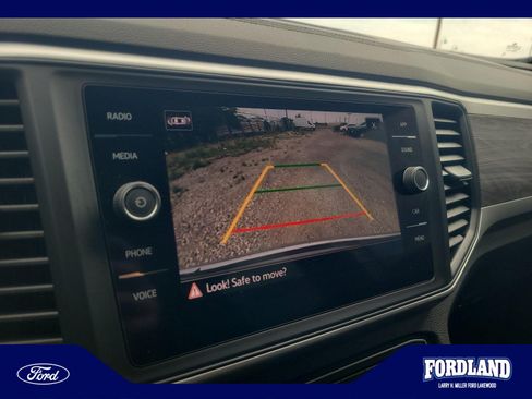 Used 2021 Volkswagen Atlas Cross Sport SE AWD/4WD image 28