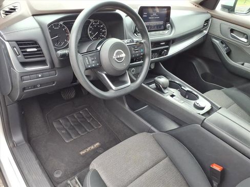 Used 2023 Nissan Rogue SV AWD/4WD image 11