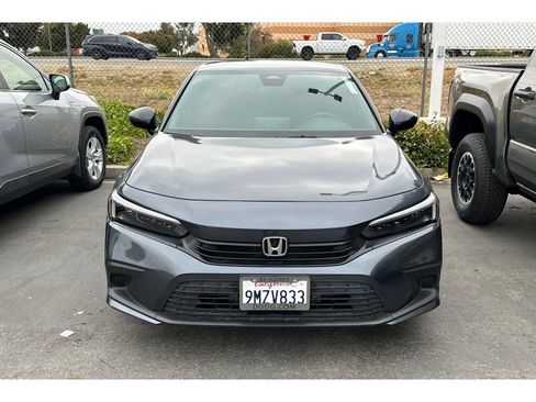 Used 2024 Honda Civic Sport image 3