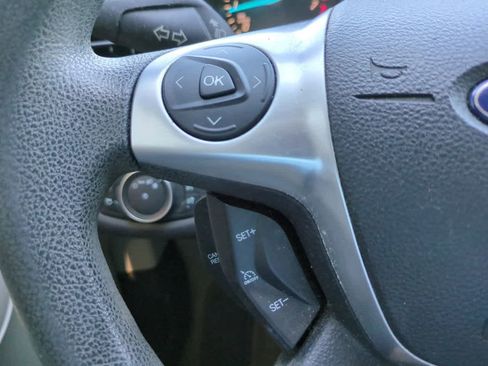Used 2016 Ford Escape SE w/ Equipment Group 201A FWD image 22
