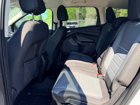 Used 2013 Ford Escape SE FWD image 21