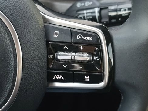 Used 2023 Kia Sorento X-Line EX image 16