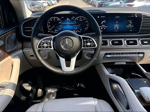Certified 2022 Mercedes-Benz GLE 350 4MATIC image 4