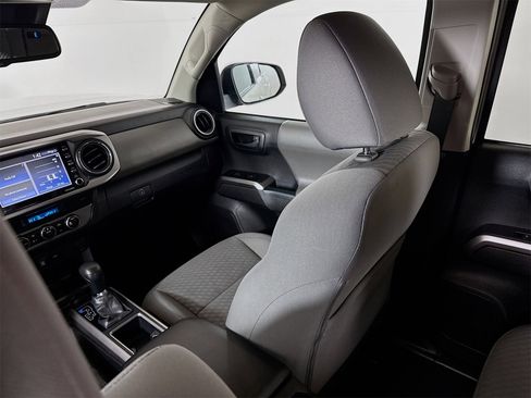 Used 2021 Toyota Tacoma SR5 image 19