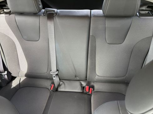 Used 2025 Buick Encore GX Preferred image 40