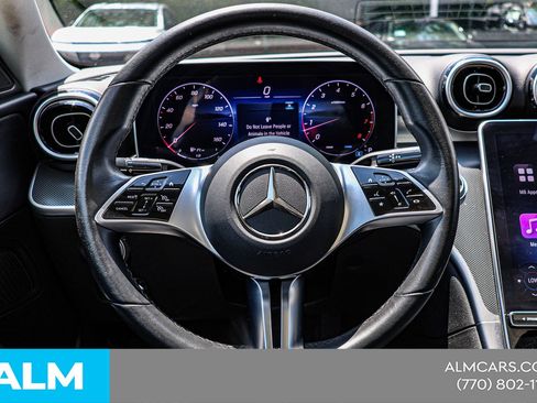 Used 2025 Mercedes-Benz C 300 Sedan image 23