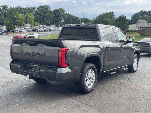 Used 2026 Toyota Tundra SR5 w/ SR5 Premium Package AWD/4WD image 13