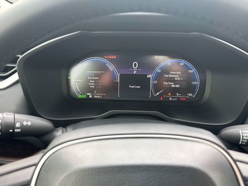 Used 2025 Toyota RAV4 Limited image 25