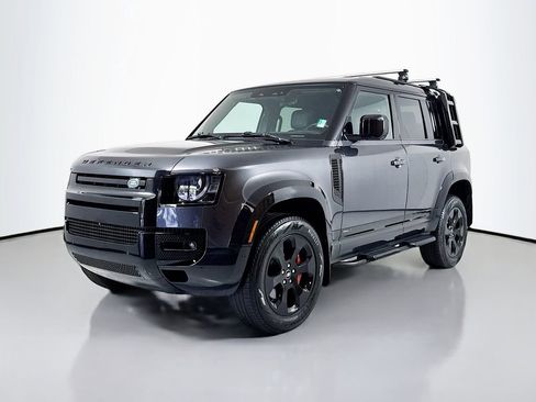Used 2022 Land Rover Defender 110 X image 1