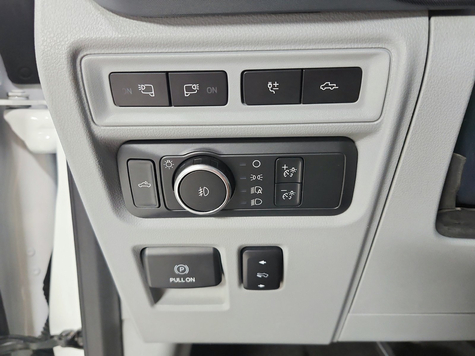 Used 2021 Ford F150 Limited AWD/4WD image 26