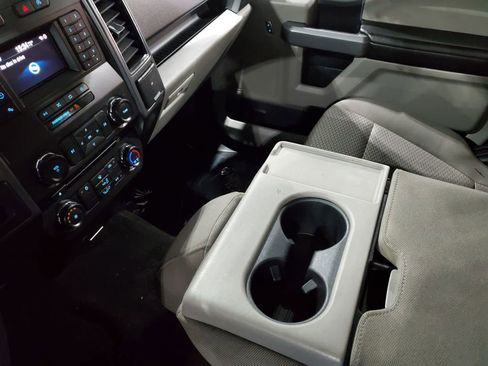 Used 2018 Ford F150 XLT RWD image 35