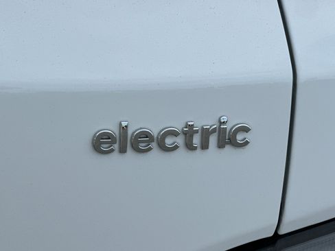 Used 2023 Hyundai Kona SE w/ Cargo Package FWD image 26