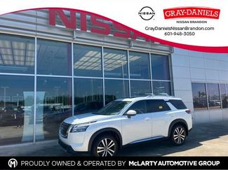 Certified 2025 Nissan Pathfinder Platinum w/ Cargo Package FWD 360° Tour
