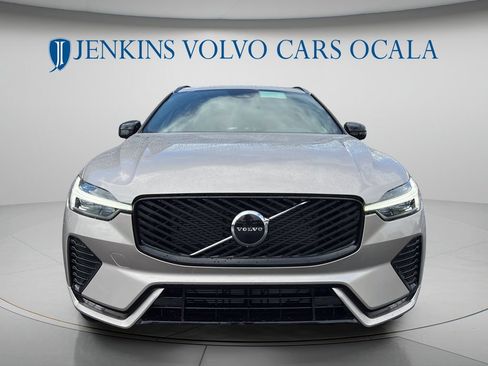 New 2026 Volvo XC60 B5 Core AWD/4WD image 8
