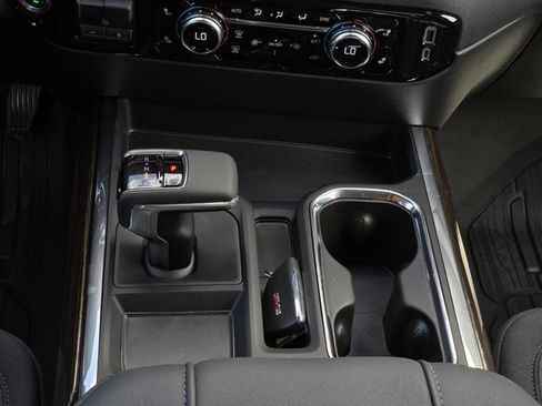 New 2026 GMC Sierra 1500 Elevation AWD/4WD image 14
