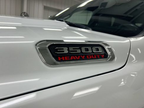 Used 2024 RAM 3500 Limited AWD/4WD image 22