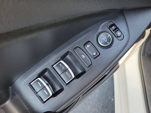 Used 2019 Honda Accord Sport image 18
