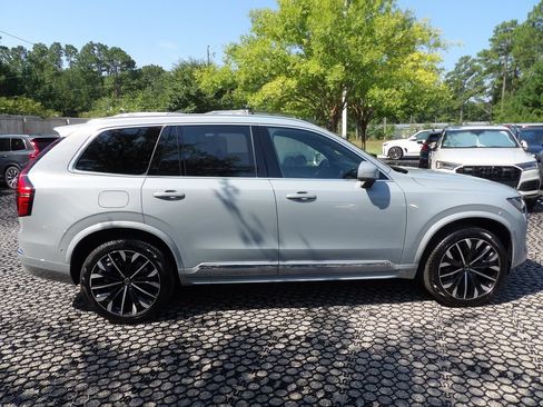 Certified 2026 Volvo XC90 B6 Plus AWD/4WD image 5