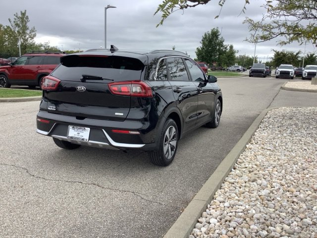 Used 2018 Kia Niro EX FWD image 5