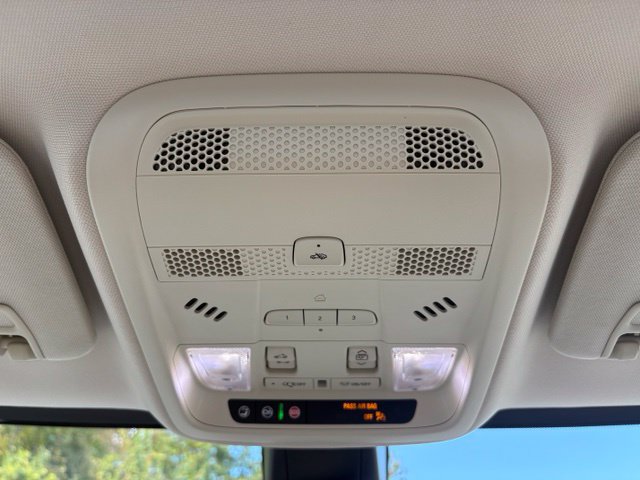 Used 2020 Cadillac XT5 Premium Luxury w/ LPO, Floor Liner Package FWD image 27