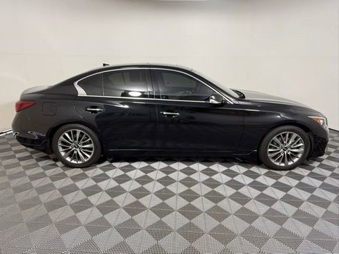 Used 2022 INFINITI Q50 Luxe w/ Cargo Package RWD image 7