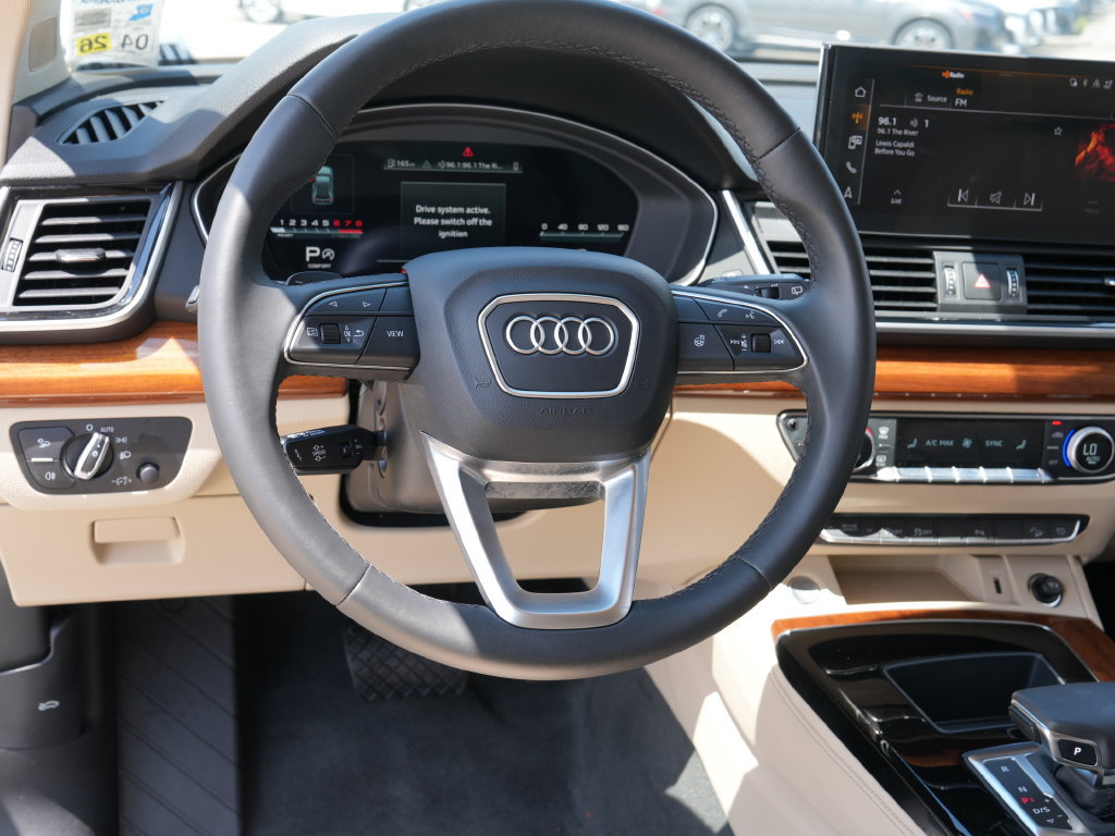 Used 2023 Audi Q5 2.0T Premium Plus w/ Premium Plus Package AWD/4WD image 27
