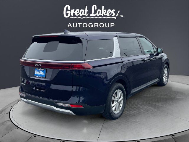 Used 2023 Kia Carnival LX FWD image 5